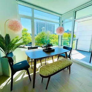 Lovely 2 Bedroom Downtown With Free Parking Victoria